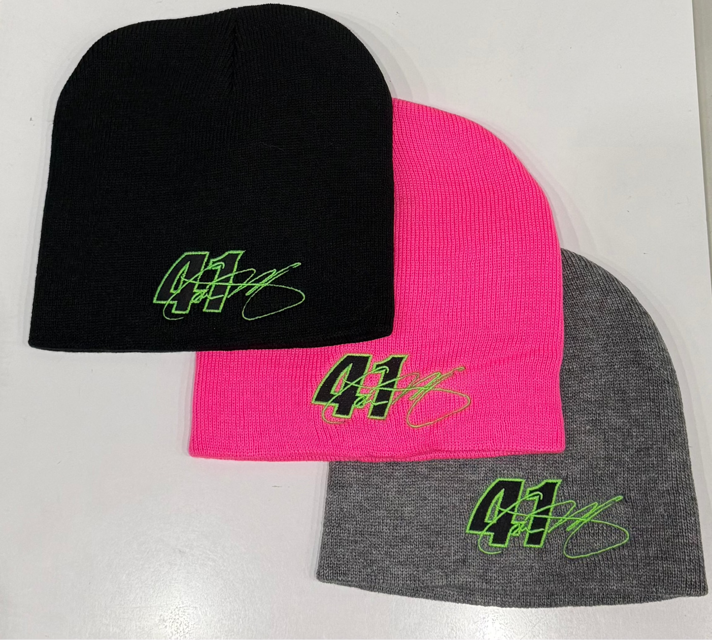 41 CM Signature Skull Beanie
