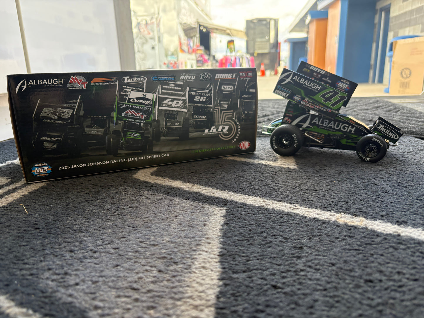 2025 Die-Cast Car 1:18 Scale