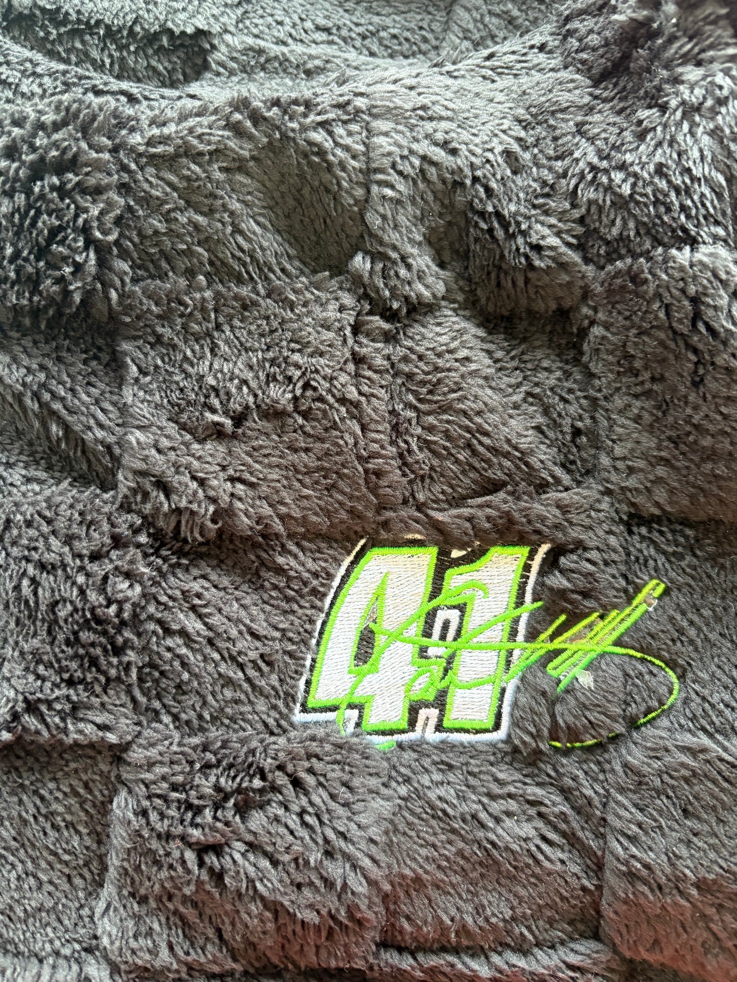 Checkered Fleece Blankets (50in x 60in)